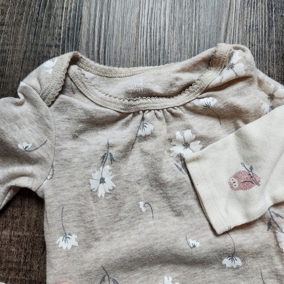 9M Girl Long Sleeve Onesies 2 Pack - Picture 5 of 7